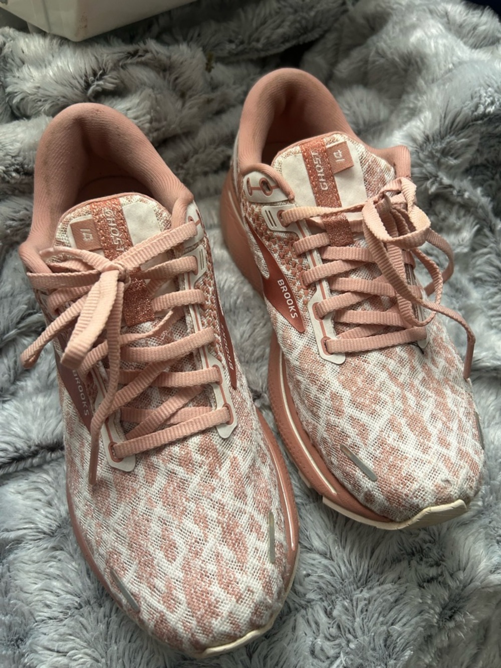 Brooks Women's Ghost 14 Terra Collection Pink Rose Gold Running Shoes; size 7.5